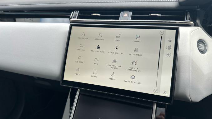 Land Rover Range Rover Velar 3.0 D300 MHEV Belgravia Edition Satin 5dr Auto Diesel Estate - Image 51